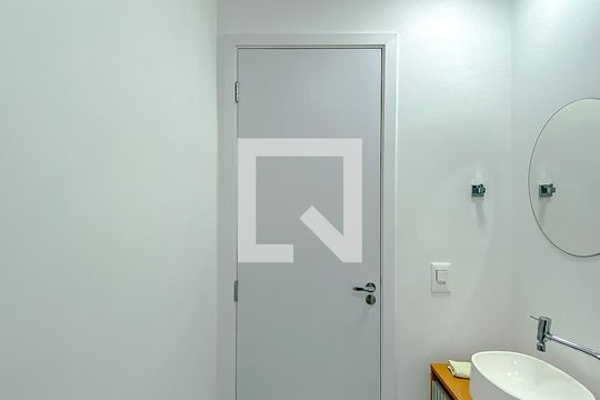 Banheiro de apartamento para alugar com 2 quartos, 38m² em Belenzinho, São Paulo