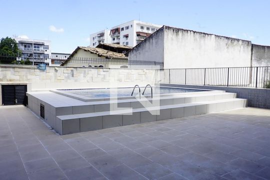 Piscina de apartamento à venda com 2 quartos, 75m² em Taquara, Rio de Janeiro
