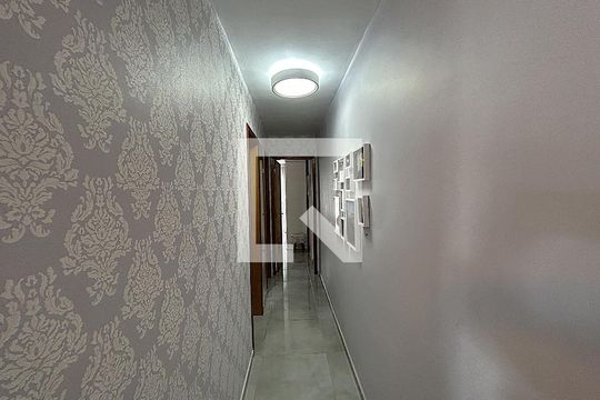 Corredor de apartamento à venda com 2 quartos, 80m² em Méier, Rio de Janeiro