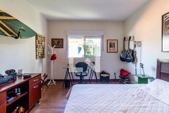 Quarto 1 de casa à venda com 5 quartos, 350m² em Cerqueira César, São Paulo