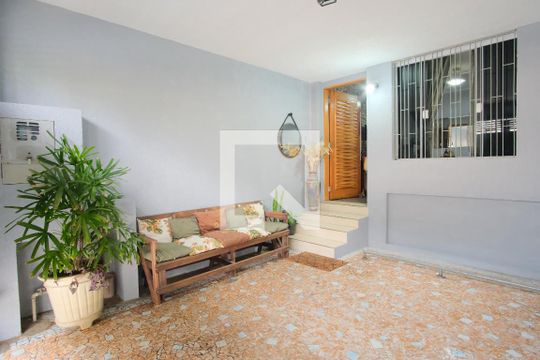 Garagem de casa à venda com 3 quartos, 120m² em Tatuapé, São Paulo
