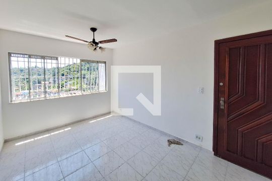 Sala de apartamento à venda com 2 quartos, 71m² em Santa Rosa, Niterói