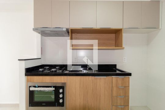 Cozinha de apartamento para alugar com 1 quarto, 26m² em Brás, São Paulo
