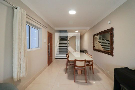 Sala de casa para alugar com 3 quartos, 300m² em Santa Teresinha, São Paulo