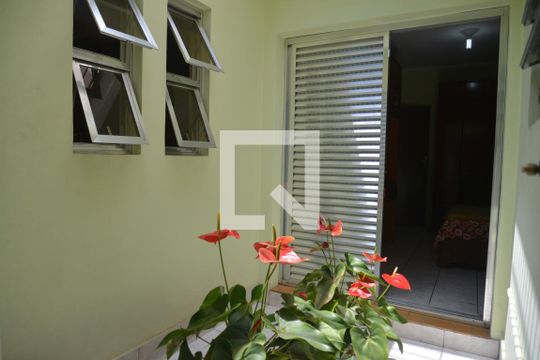 Varanda Quarto 2 de casa à venda com 4 quartos, 200m² em Utinga, Santo André