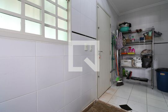 Área de Serviço de casa à venda com 3 quartos, 250m² em Lapa, São Paulo