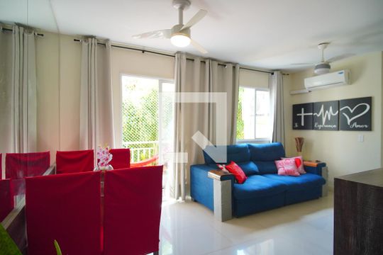 Apartamento à venda com 3 quartos, 70m² em Humaitá, Porto Alegre
