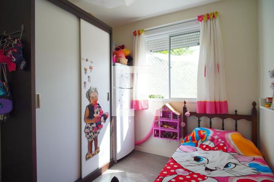 Quarto 2 de apartamento à venda com 3 quartos, 70m² em Humaitá, Porto Alegre