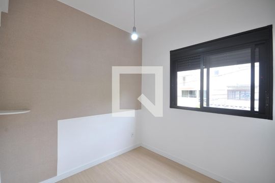 Quarto 1 de apartamento para alugar com 2 quartos, 40m² em Horto Florestal, São Paulo