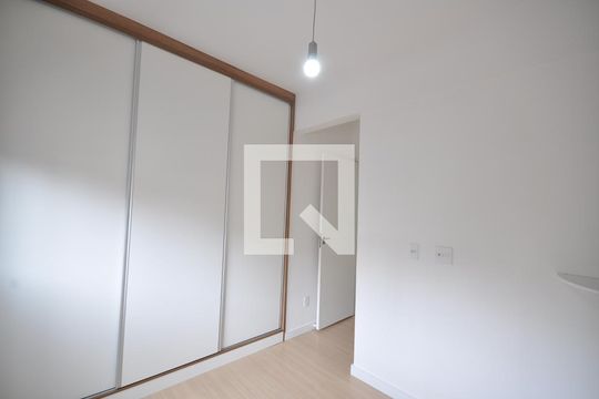 Quarto 1 de apartamento para alugar com 2 quartos, 40m² em Horto Florestal, São Paulo