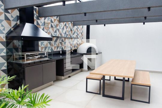 Área comum - Churrasqueira de apartamento à venda com 2 quartos, 82m² em Vila Osasco, Osasco