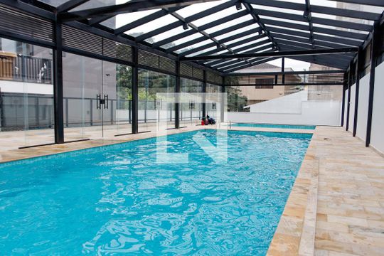Área comum - Piscina de apartamento à venda com 2 quartos, 82m² em Vila Osasco, Osasco