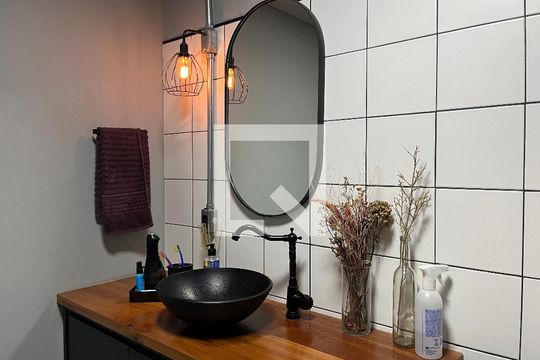 Banheiro de apartamento à venda com 2 quartos, 106m² em Perdizes, São Paulo
