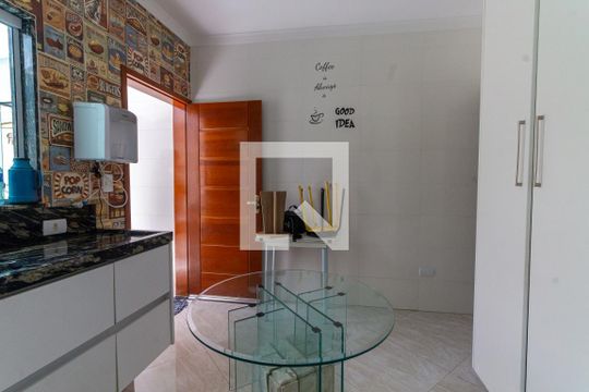Cozinha de casa à venda com 2 quartos, 160m² em Vila Carrão, São Paulo