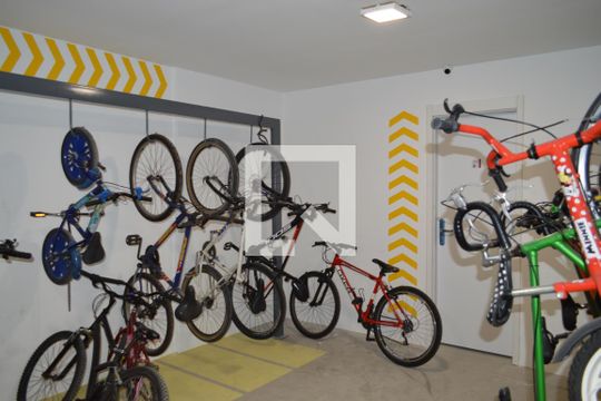 Bicicletário de apartamento à venda com 2 quartos, 51m² em Liberdade, São Paulo