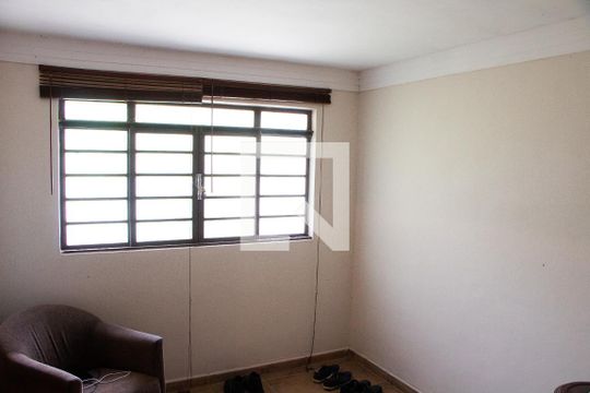 Sala de casa à venda com 3 quartos, 180m² em Nova Sousas (sousas), Campinas