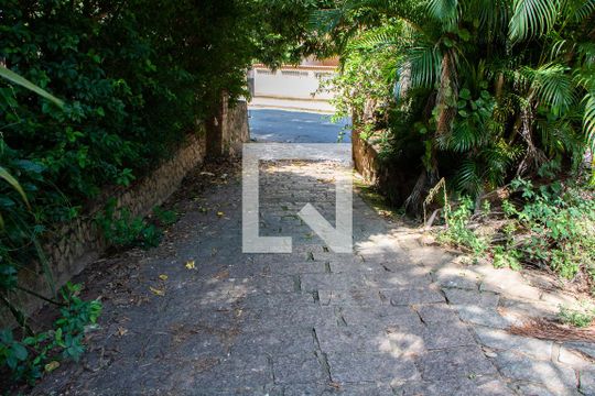 Área externa de casa à venda com 3 quartos, 180m² em Nova Sousas (sousas), Campinas