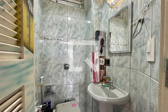 Lavabo de apartamento à venda com 2 quartos, 73m² em Centro, Rio de Janeiro