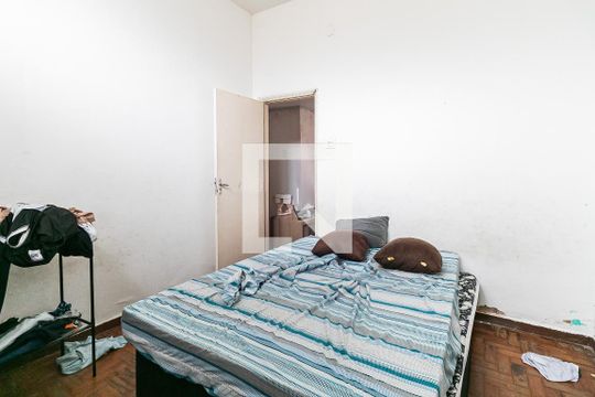 Quarto de casa à venda com 2 quartos, 450m² em São Joaquim , Contagem