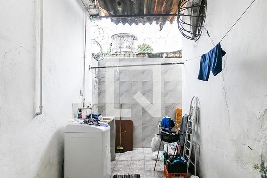 Área de Serviço de casa à venda com 2 quartos, 450m² em São Joaquim , Contagem
