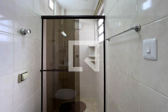 Banheiro de kitnet/studio à venda com 1 quarto, 35m² em Aclimação, São Paulo