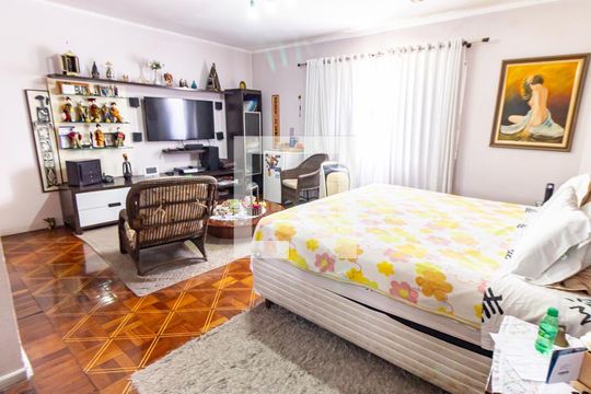 Quarto de casa à venda com 3 quartos, 565m² em Vila Bertioga, São Paulo