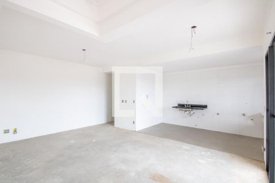 Sala de apartamento à venda com 2 quartos, 82m² em Vila Osasco, Osasco