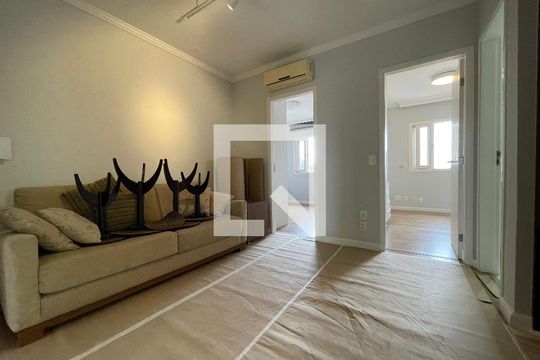 Hall dos quartos de casa de condomínio para alugar com 5 quartos, 300m² em Rio Pequeno, São Paulo