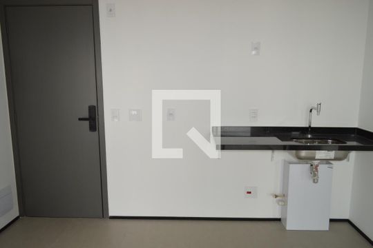 Cozinha de apartamento para alugar com 2 quartos, 47m² em Paraíso, São Paulo