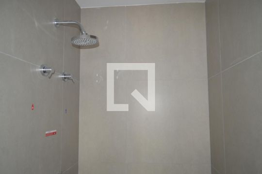 Banheiro da Suíte 2 de apartamento para alugar com 2 quartos, 47m² em Paraíso, São Paulo