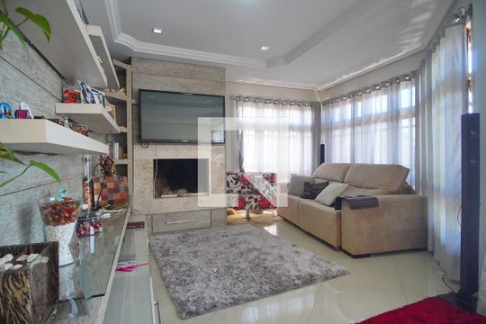 Sala de casa à venda com 4 quartos, 408m² em Rio Branco, Novo Hamburgo