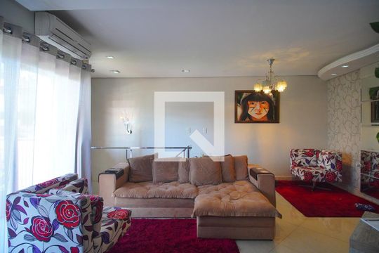 Sala de casa à venda com 4 quartos, 408m² em Rio Branco, Novo Hamburgo