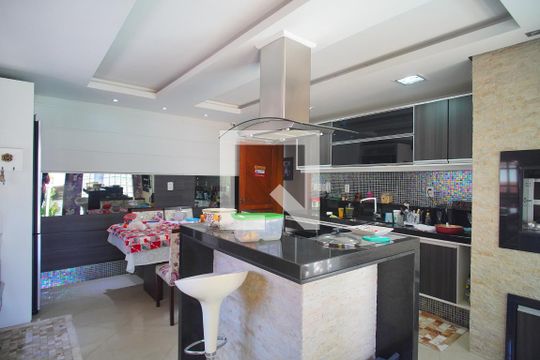 Cozinha de casa à venda com 4 quartos, 408m² em Rio Branco, Novo Hamburgo