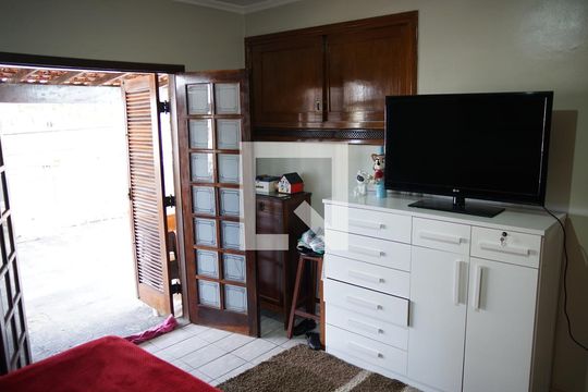 Quarto 2 de casa à venda com 3 quartos, 230m² em Jardim do Papai, Guarulhos
