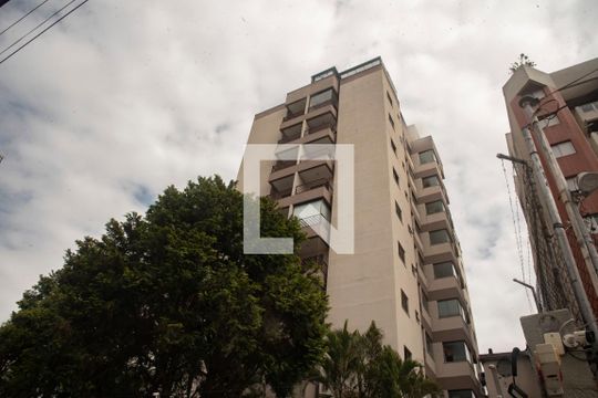 Fachada de apartamento para alugar com 2 quartos, 50m² em Chácara Inglesa, São Paulo