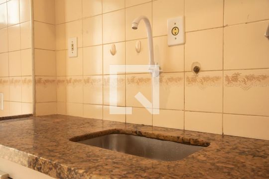 Cozinha de apartamento para alugar com 2 quartos, 50m² em Chácara Inglesa, São Paulo