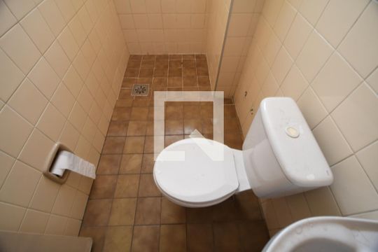 Banheiro de apartamento para alugar com 1 quarto, 50m² em Vila Itapura, Campinas