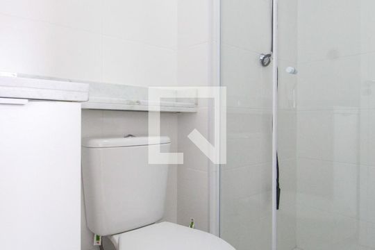 Banheiro de apartamento à venda com 2 quartos, 55m² em Cidade Auxiliadora, São Paulo