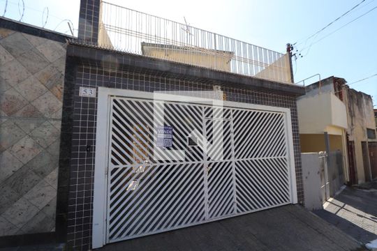 Fachada de casa à venda com 3 quartos, 200m² em Parque Tomas Saraiva, São Paulo