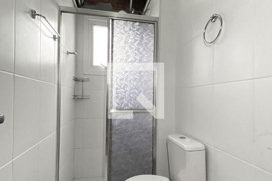 Banheiro de apartamento para alugar com 2 quartos, 63m² em Rio Branco, São Leopoldo