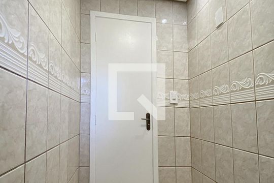 Banheiro de apartamento para alugar com 2 quartos, 60m² em Rio Branco, São Leopoldo