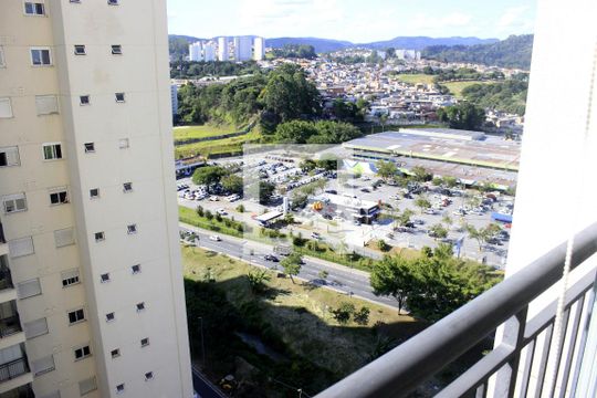 Varanda Gourmet com lareira de apartamento para alugar com 2 quartos, 68m² em Jardim Flor da Montanha, Guarulhos