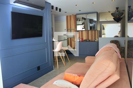 Sala de apartamento para alugar com 2 quartos, 68m² em Jardim Flor da Montanha, Guarulhos