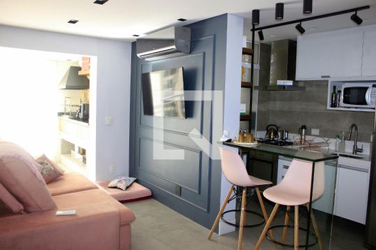 Apartamento para alugar com 2 quartos, 68m² em Jardim Flor da Montanha, Guarulhos