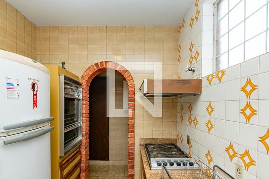 Cozinha de casa à venda com 4 quartos, 450m² em São Bento, Belo Horizonte