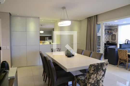 Sala de apartamento à venda com 3 quartos, 132m² em Chácara Inglesa, São Paulo