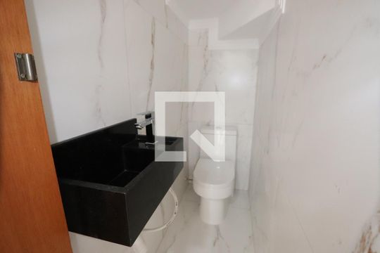 Lavabo de casa à venda com 3 quartos, 155m² em Vila Carrão, São Paulo