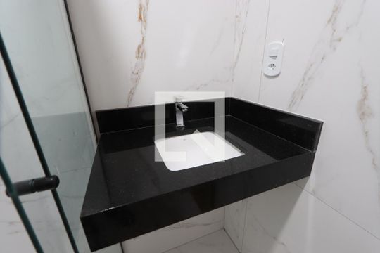 Banheiro da Suíte  de casa à venda com 3 quartos, 155m² em Vila Carrão, São Paulo