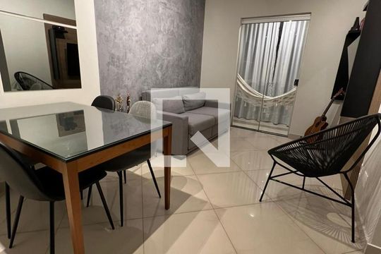 Sala de apartamento à venda com 2 quartos, 66m² em Guará I , Brasília