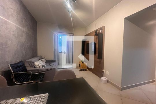 Sala de apartamento à venda com 2 quartos, 66m² em Guará I , Brasília